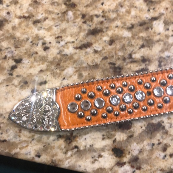 BB Simon Swarovski crystals